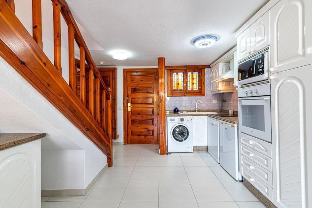 Duplex En Las Americas 3014 Arona  Eksteriør billede