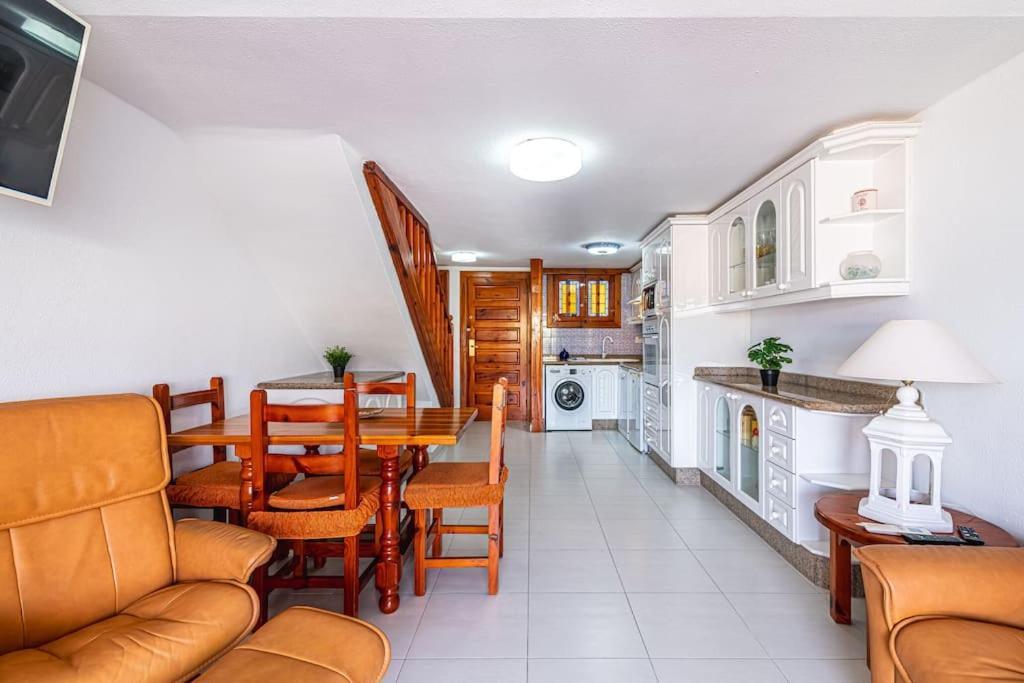 Duplex En Las Americas 3014 Arona  Eksteriør billede